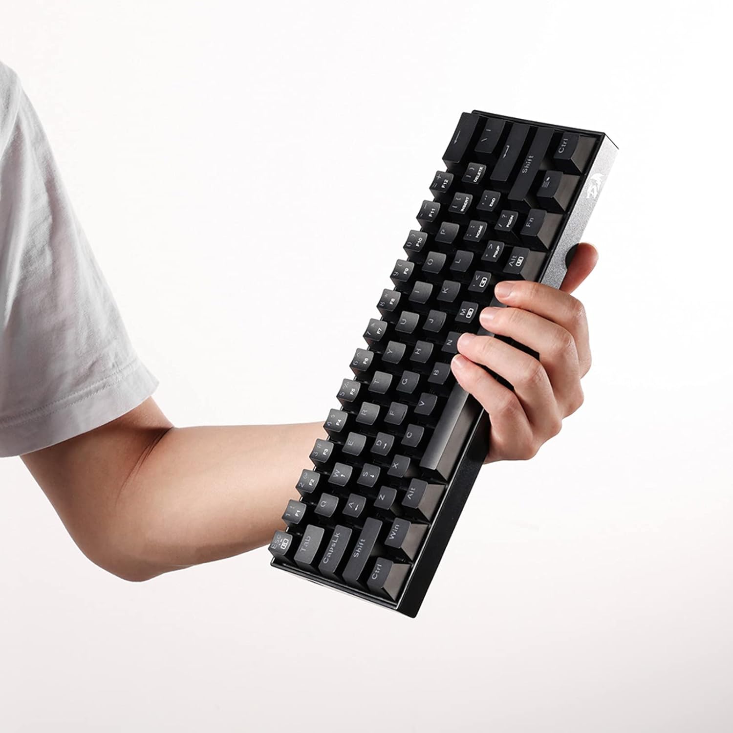 Redragon K630 Dragonborn 60% 有 - Gaming Keyboard Thocky のレビューと価格
